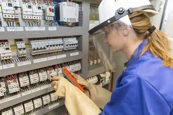 electrician Coon Rapids